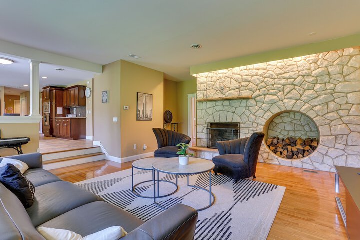 Warwick Vacation Rental w / Private Yard & Fire Pit