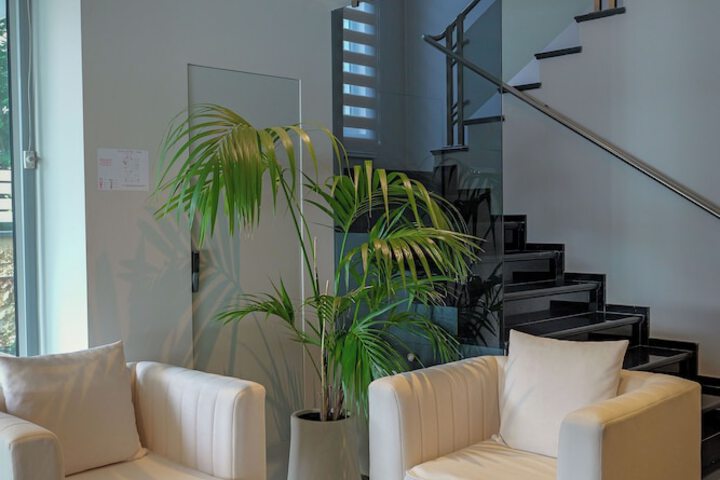Hotel Interior 10 of 171