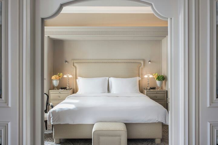 Room 43 of 114