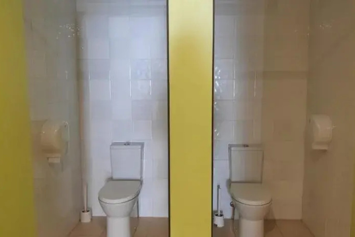 Room 9 of 17