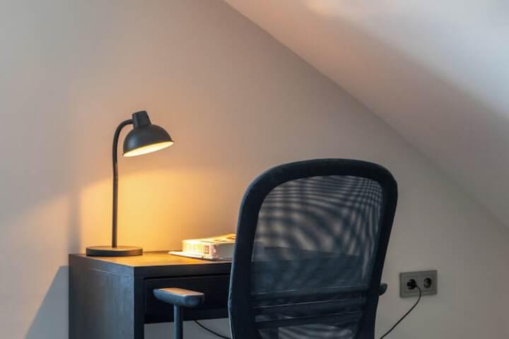 Room 103 of 150