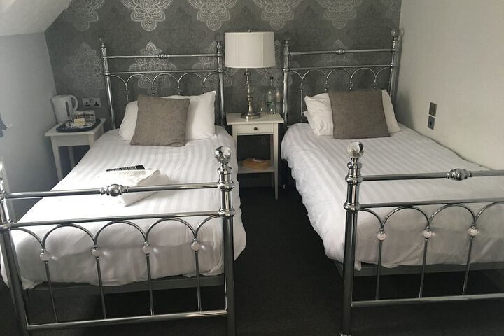 Room 15 of 46
