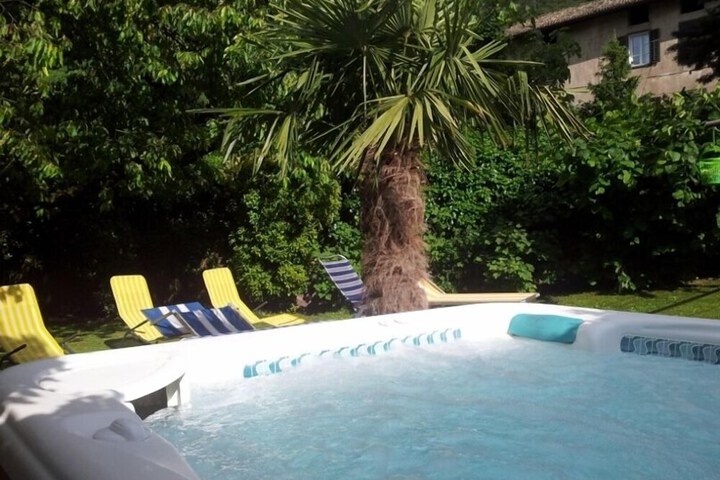 Pool 68 of 92