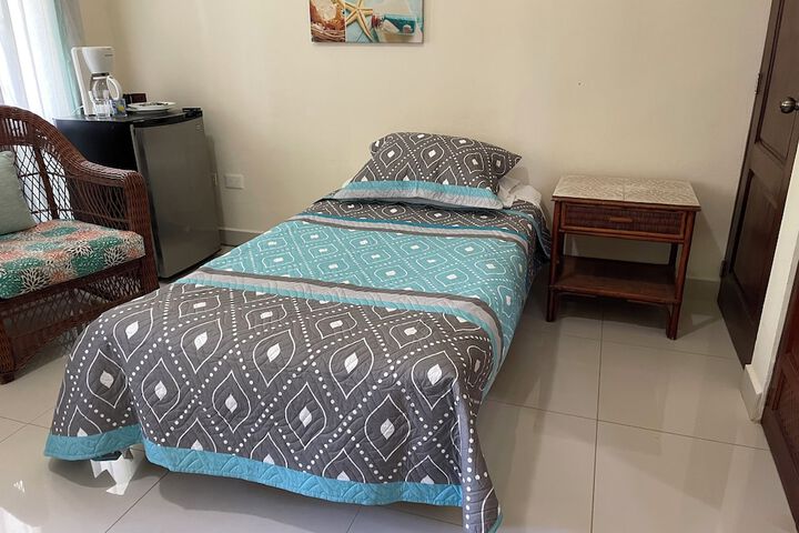 Room 25 of 101