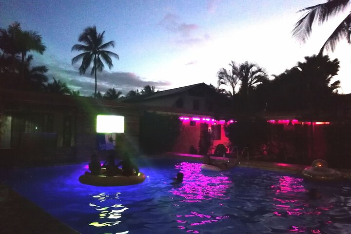 Pool 15 of 46