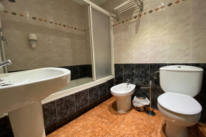 Room 20 of 28
