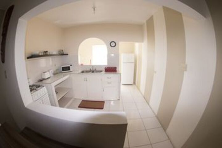 Room 13 of 18