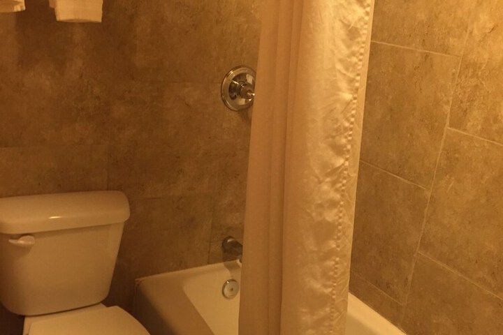 Room 15 of 24