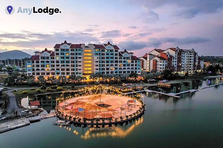 AnyLodge Waterfront Marina Island Pangkor-Lumut