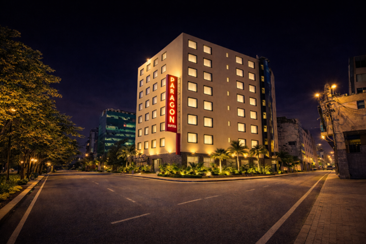 Hotel Paragon Suites Delhi Airport