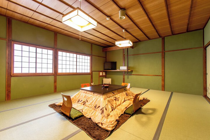 Room 22 of 156