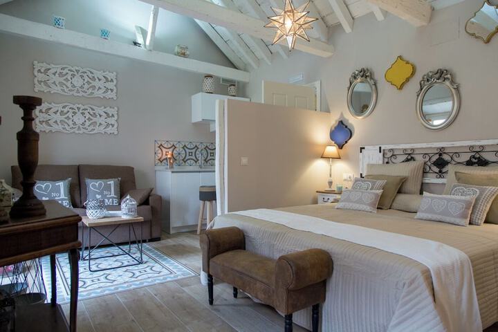 Room 12 of 62