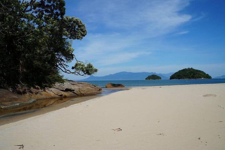 Beach 19 of 20