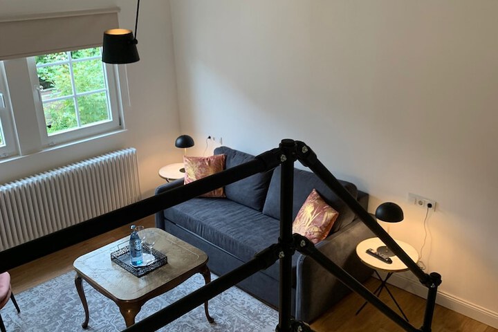 Room 19 of 37