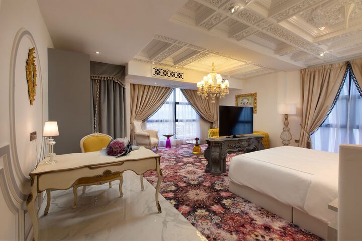 Room 9 of 195
