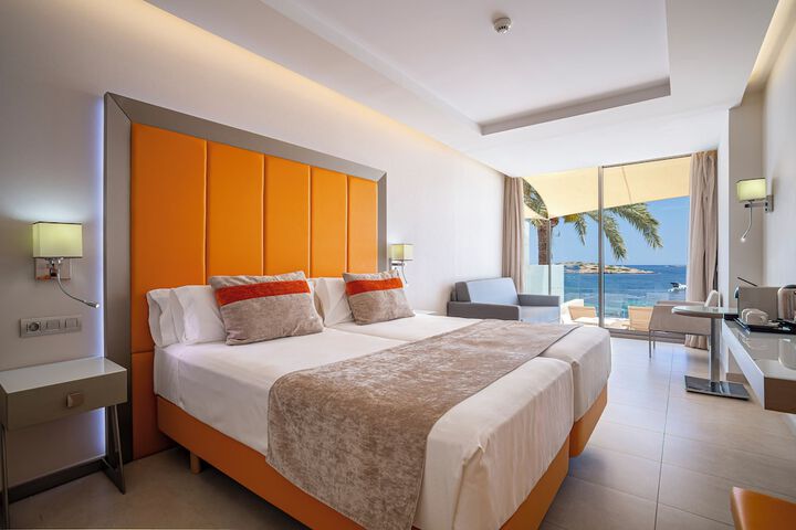 Room 20 of 149