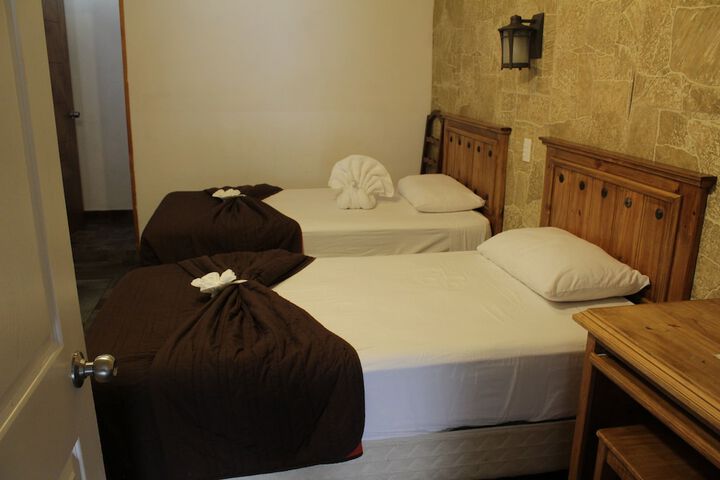 Room 3 of 26