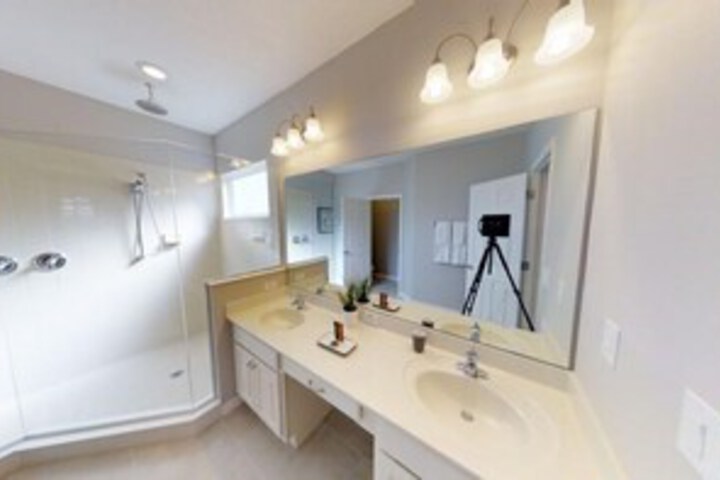Room 2 of 51