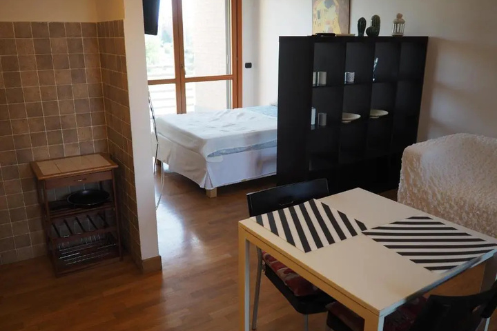 Room 2 of 19