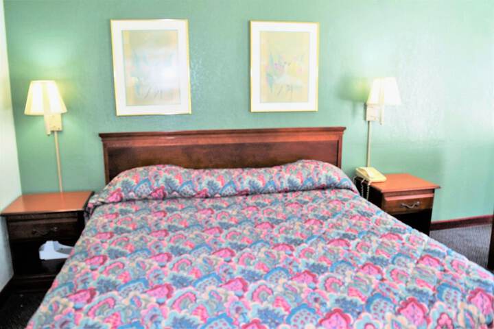Room 5 of 29