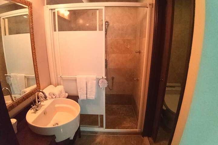 Room 40 of 51