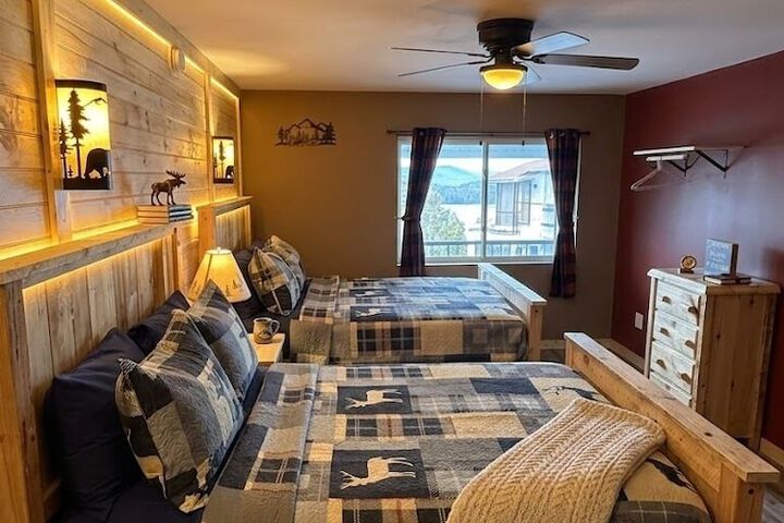 Room 5 of 20