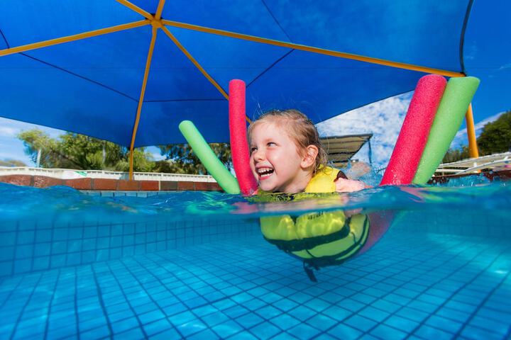 Hotel with Pool