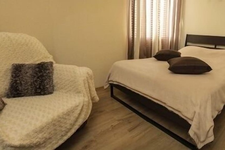 Room 16 of 37