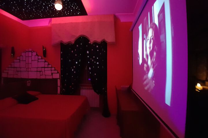 Room 46 of 63