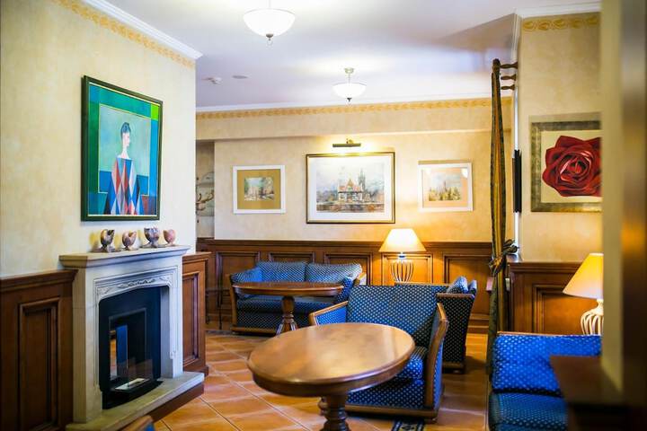 Hotel Lobby