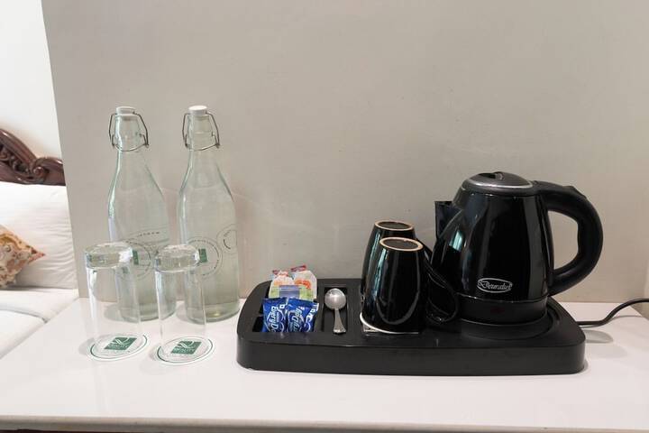 Breakfast/Coffee Service 33 of 47
