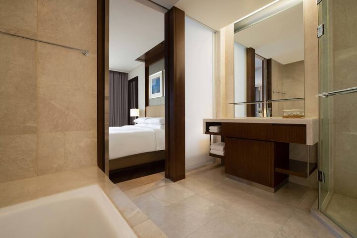 Room 21 of 60