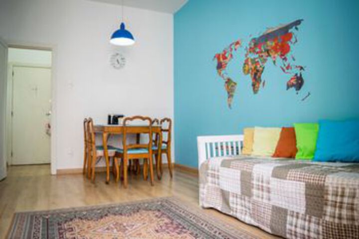 Room 16 of 18