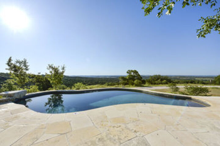 Pool 19 of 23