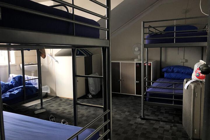 Room 9 of 49