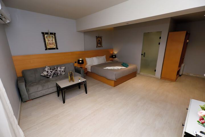 Room 67 of 227
