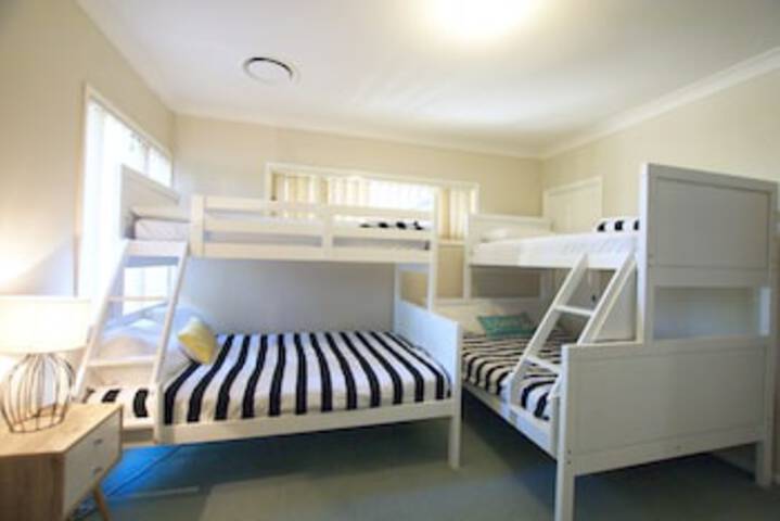 Room 13 of 78