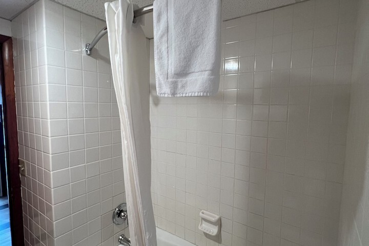 Room 136 of 180