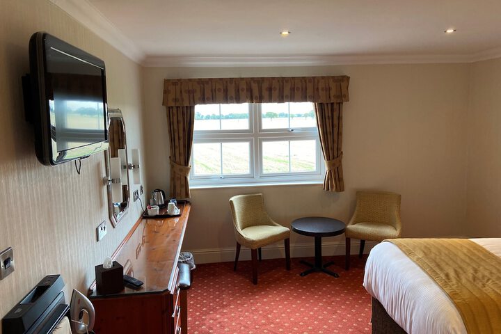 Room 13 of 47