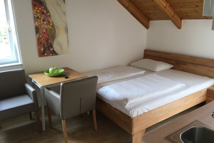 Room 14 of 133