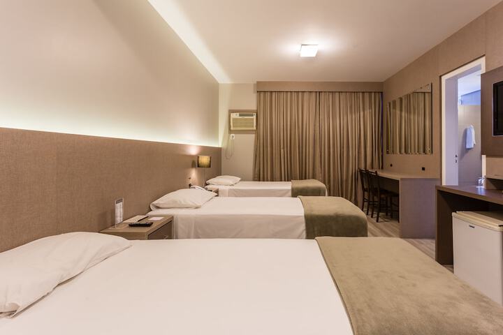 Room 17 of 25