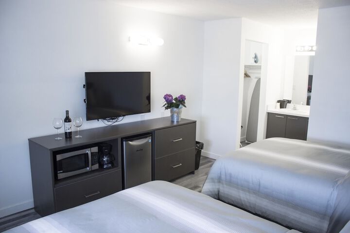 Room 5 of 13