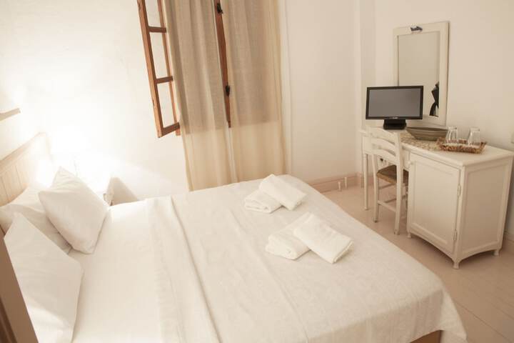 Room 22 of 46