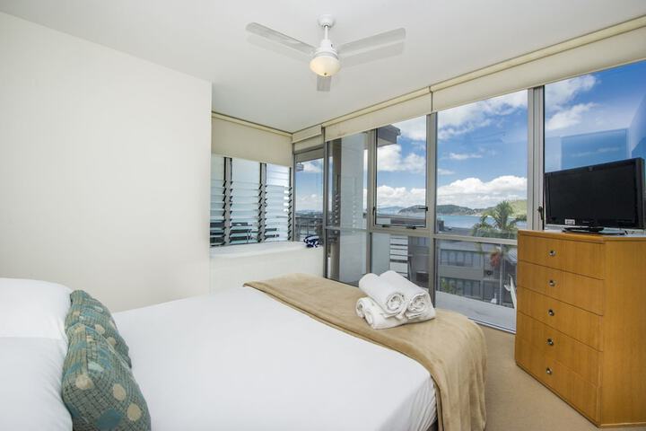Room 2 of 13