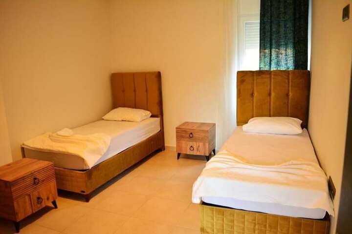 Room 3 of 24