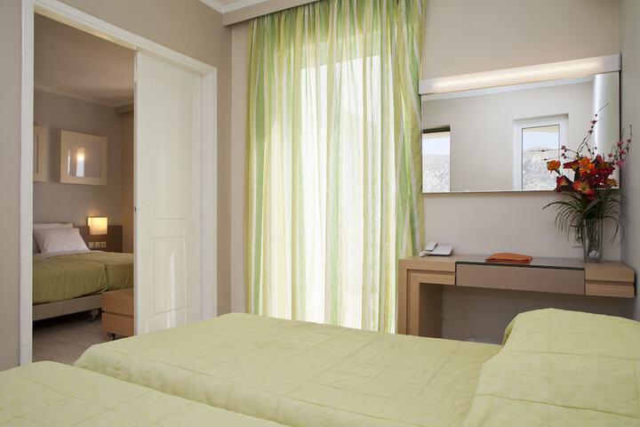 Room 15 of 229