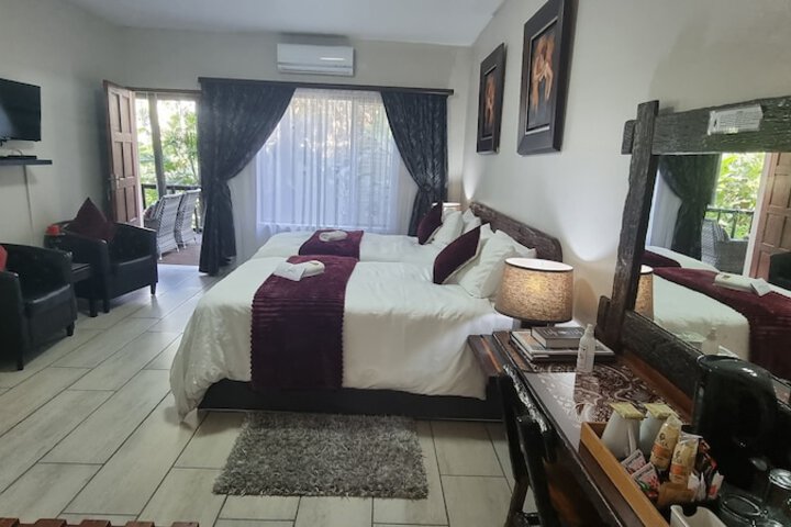 Room 15 of 143