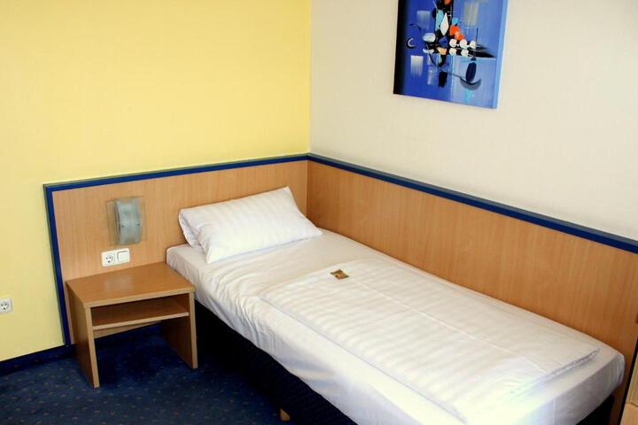 Photo 25