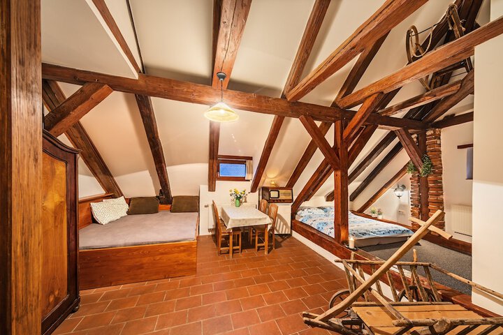 Room 14 of 35