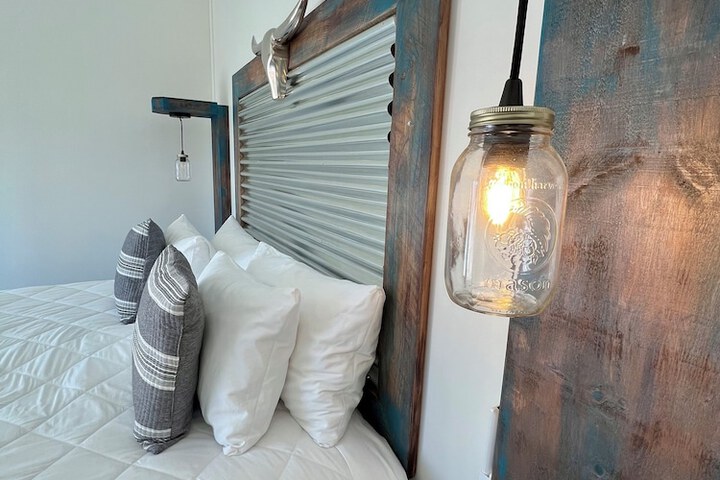Room 12 of 31